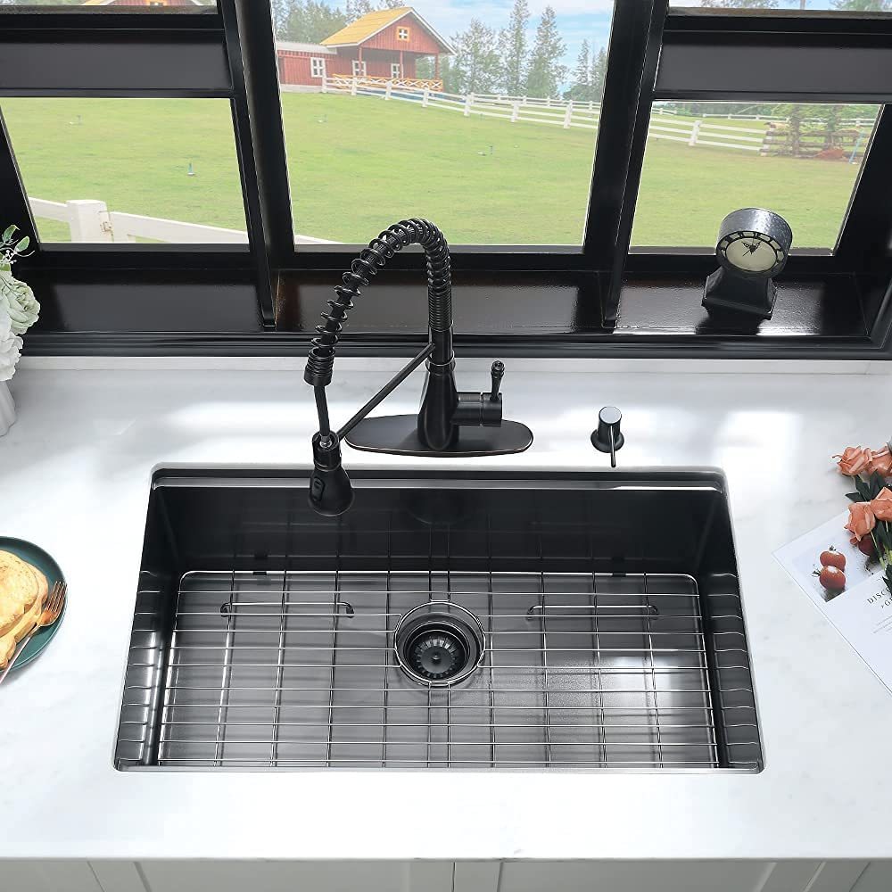 Spacious 32 Undermount Kitchen Sink Workstation with Included Accessories