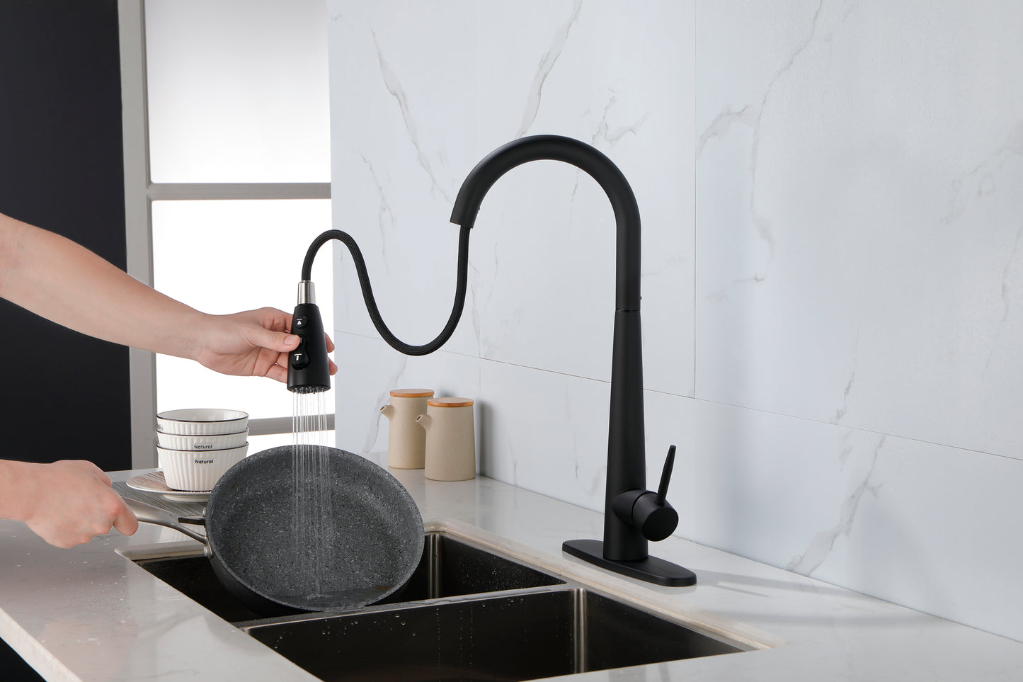 Modern Stainless Steel High Arc Kitchen Faucet with Pull Down Sprayer