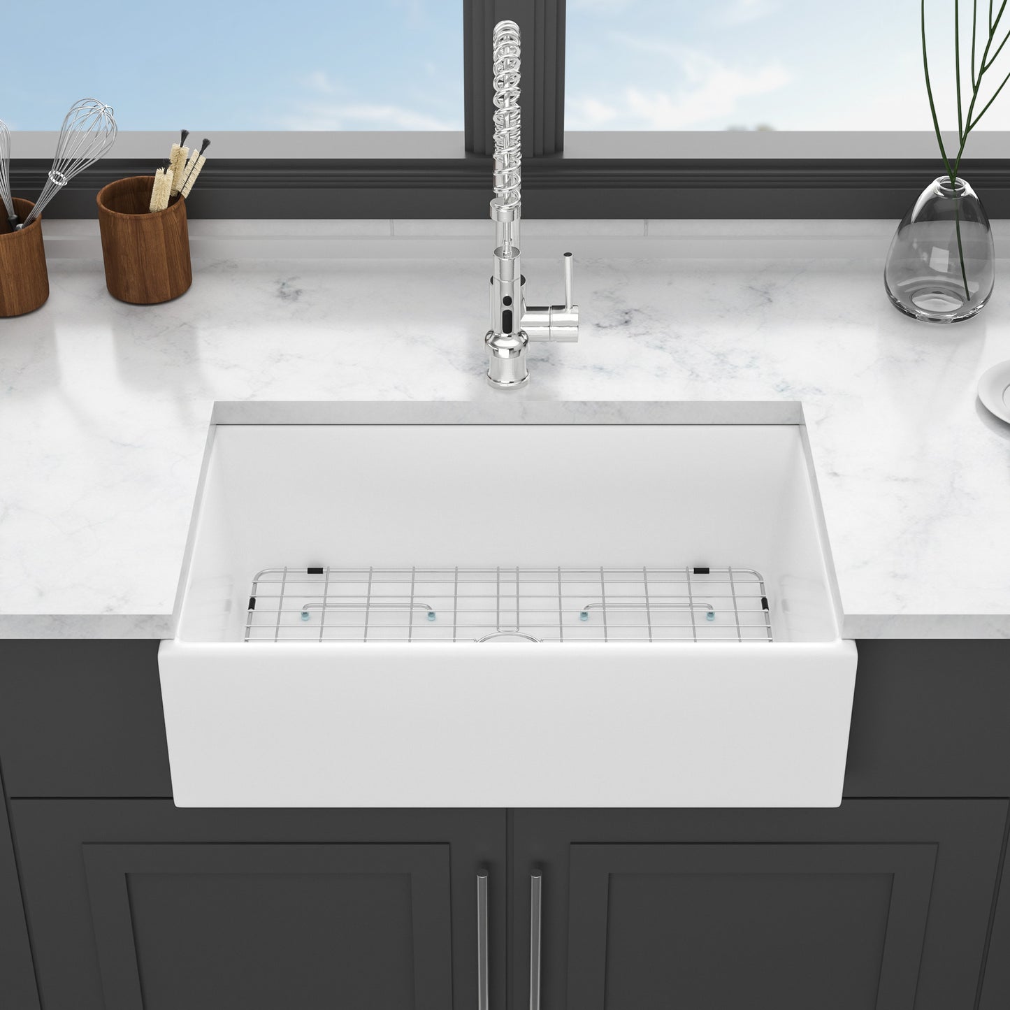 White 33-Inch Ceramic Farmhouse Sink with Bottom Grate - Undermount Single Bowl Apron Front Kitchen Sink 33x18x10 Inch