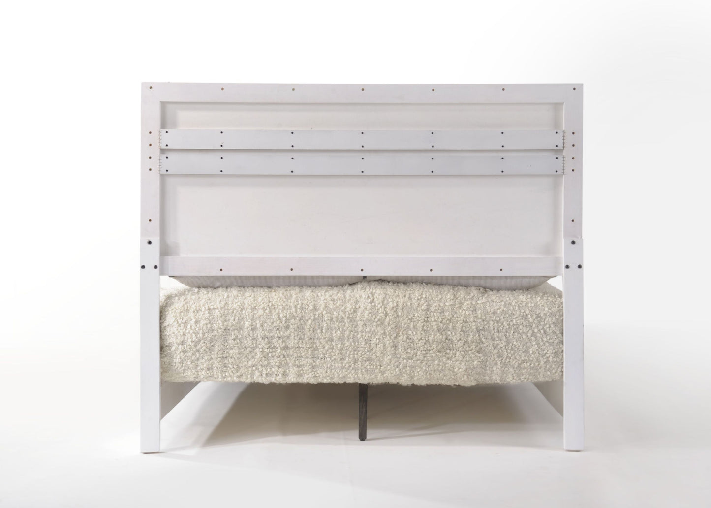 Naima II Queen Bed in White High Gloss 26770Q