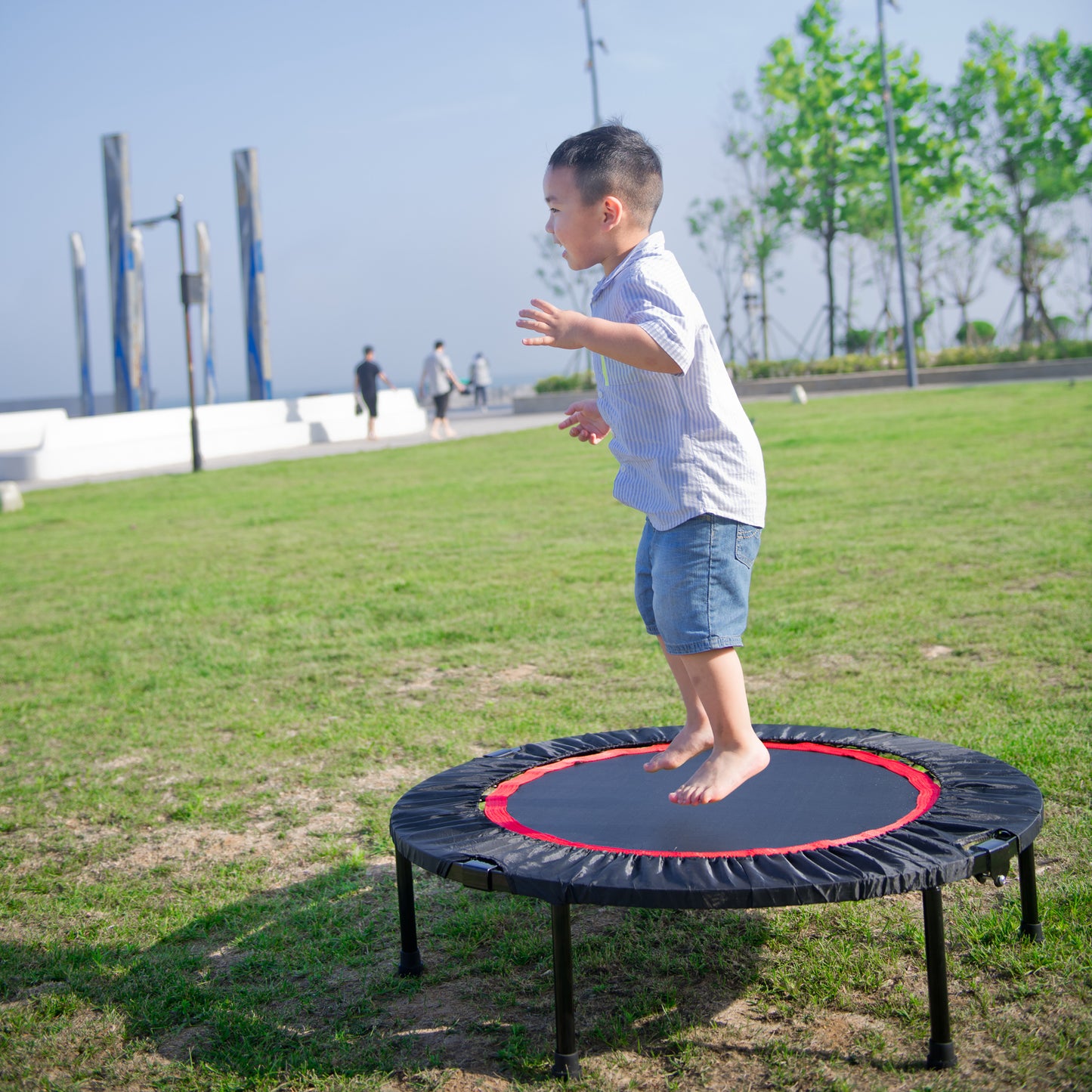 40 Inch Mini Exercise Trampoline for Adults or Kids - Indoor Fitness Rebounder Trampoline with Safety Pad | Max