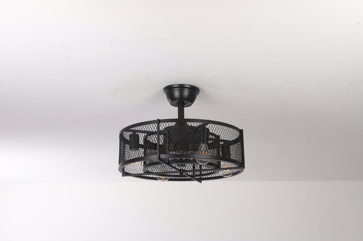 Elegant Black Ceiling Fan with Remote Control - 6 Speeds, Reversible Blades, Quiet Motor - Enhanced Cooling and Comfort All Year Round