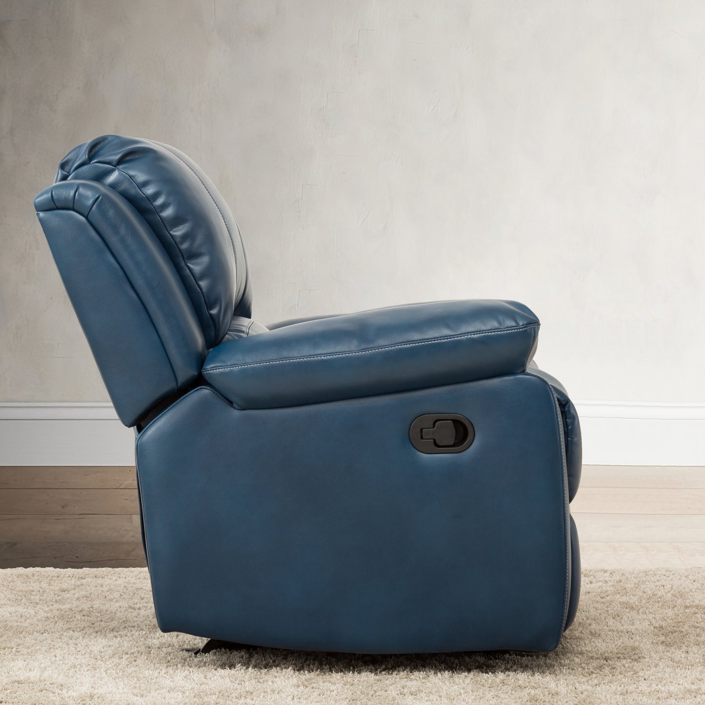 Luxurious Navy Blue Leather Gel Recliner with Easy Reclining Mechanism