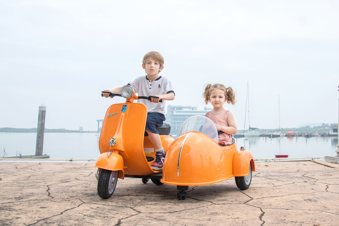 12V LICENSED Vespa Scooter Motorcycle with Side Car for kids, Orange