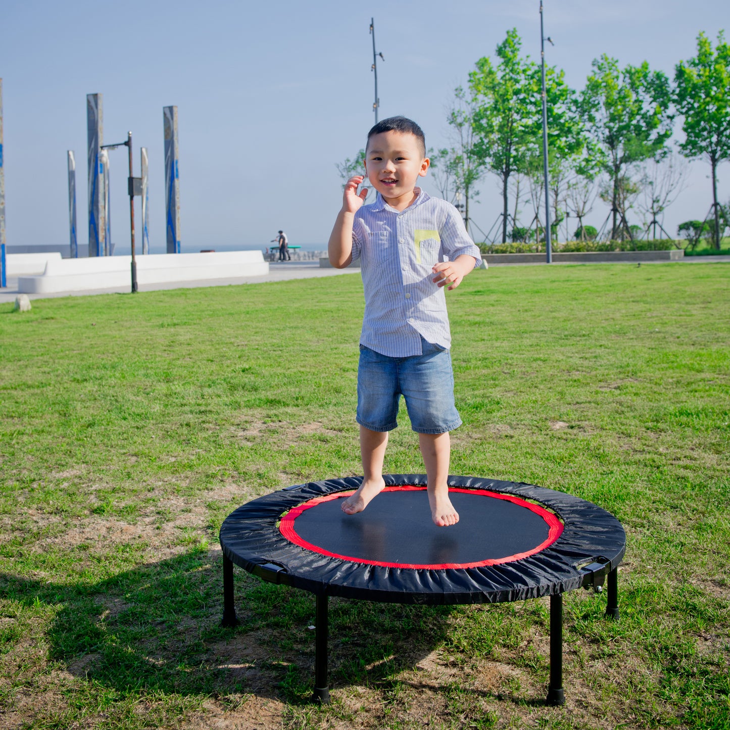 40 Inch Mini Exercise Trampoline for Adults or Kids - Indoor Fitness Rebounder Trampoline with Safety Pad | Max