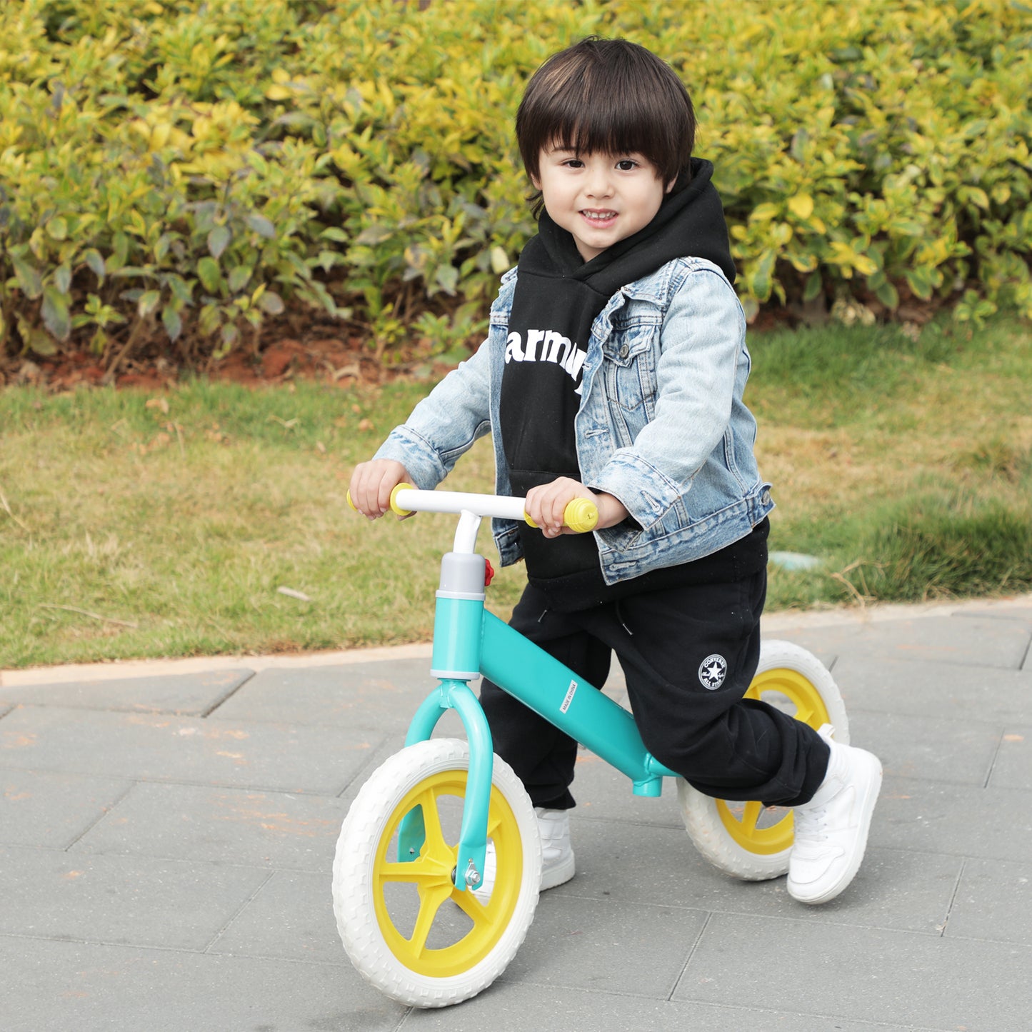 Adjustable Height Kids Balance Bike with Carbon Steel Frame and PE Tires - Suitable for 2-6 Years