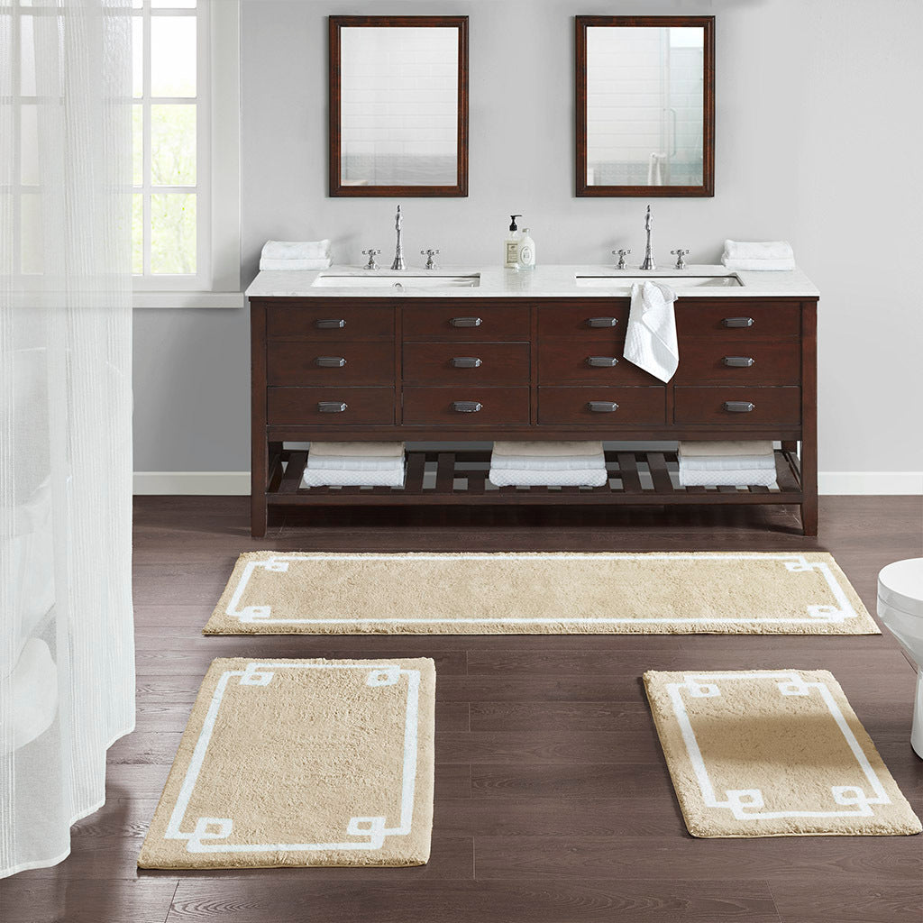 Elegant Ivory Cotton Bathroom Rug - 24x72