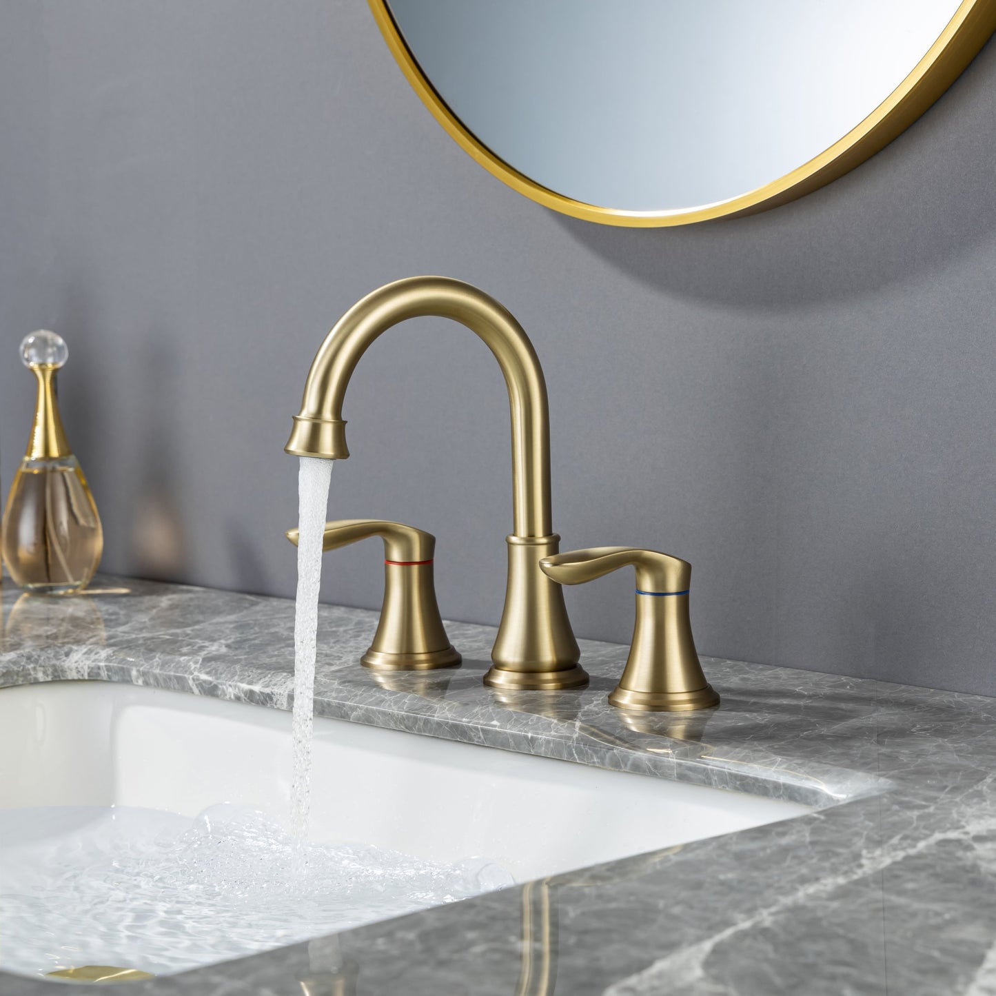 Elegant Gold Bathroom Faucet Set with Dual Handles