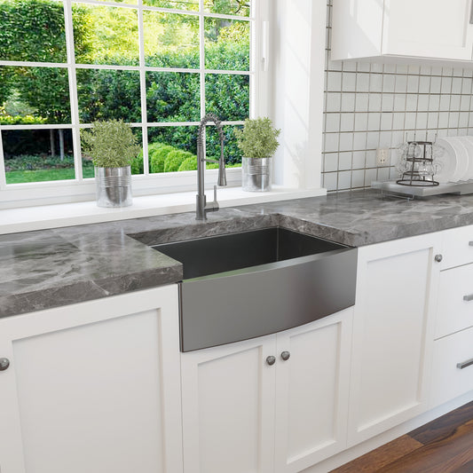 Luxurious 30 Farmhouse Kitchen Sink with Black Gunmetal Finish and Nano Protective Coating