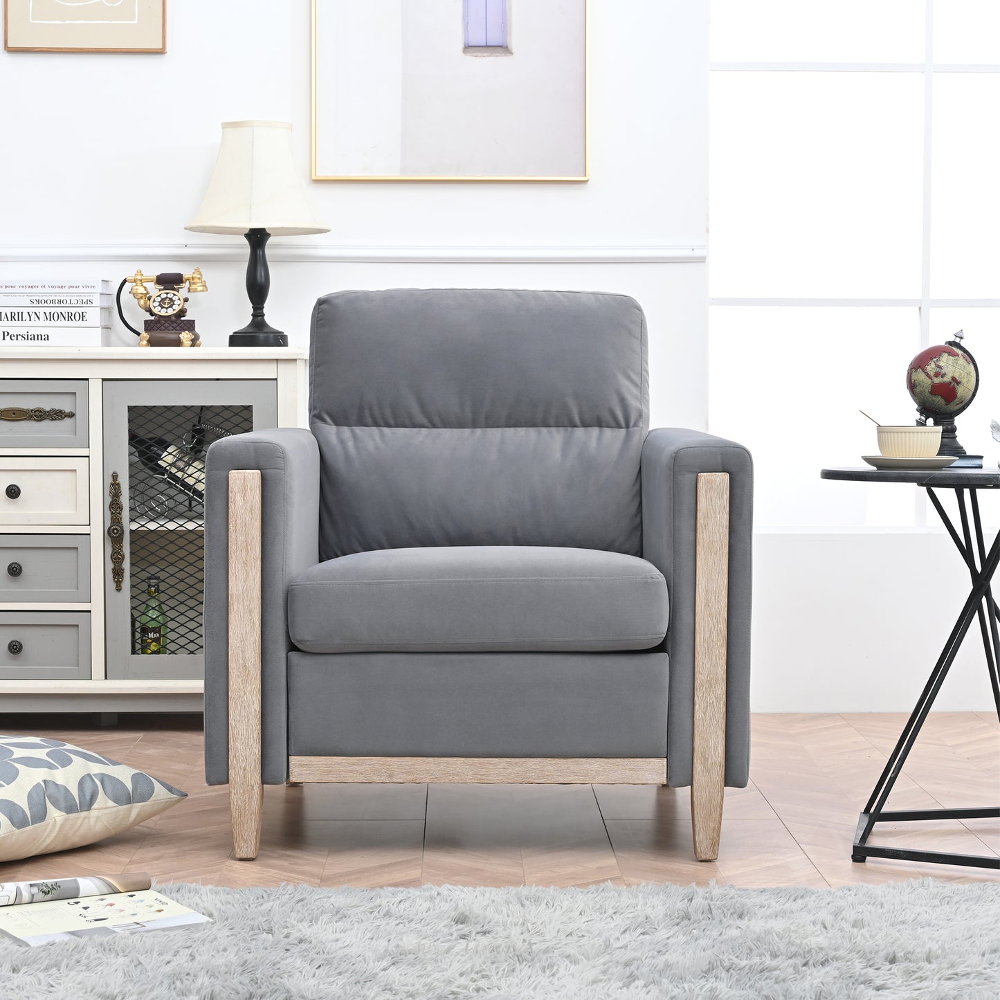 Elegant Gray 1-Seater Sofa for Small Living Spaces