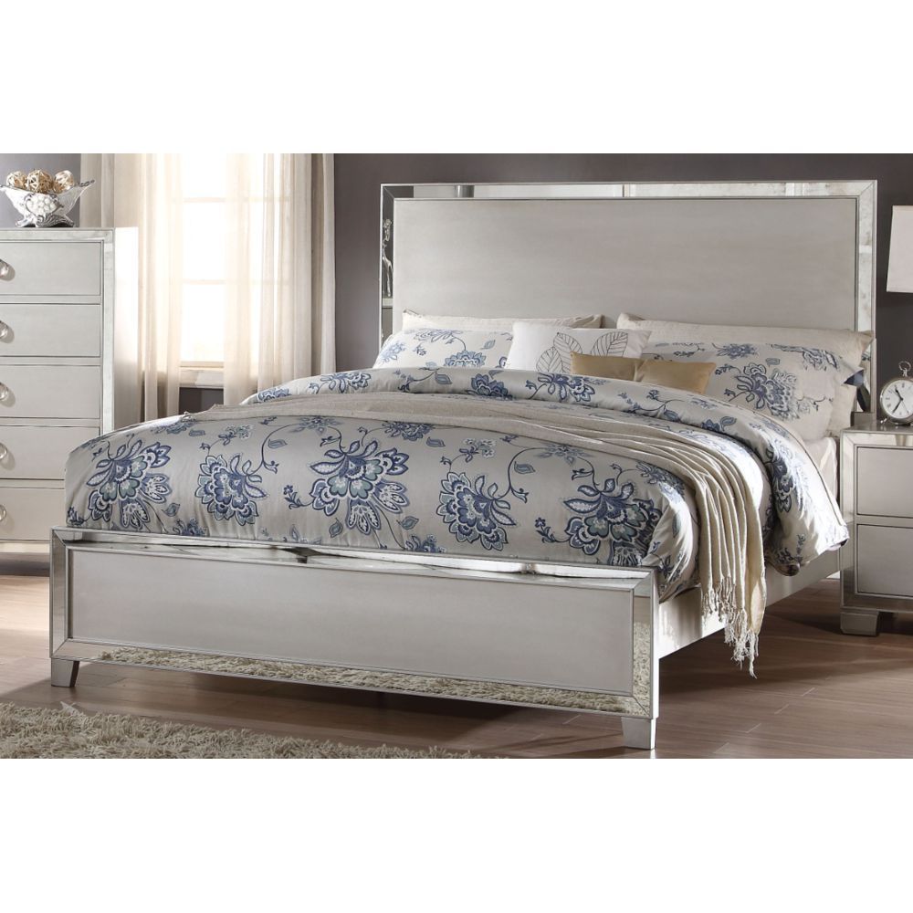 Voeville II Eastern King Bed in Platinum 24837EK