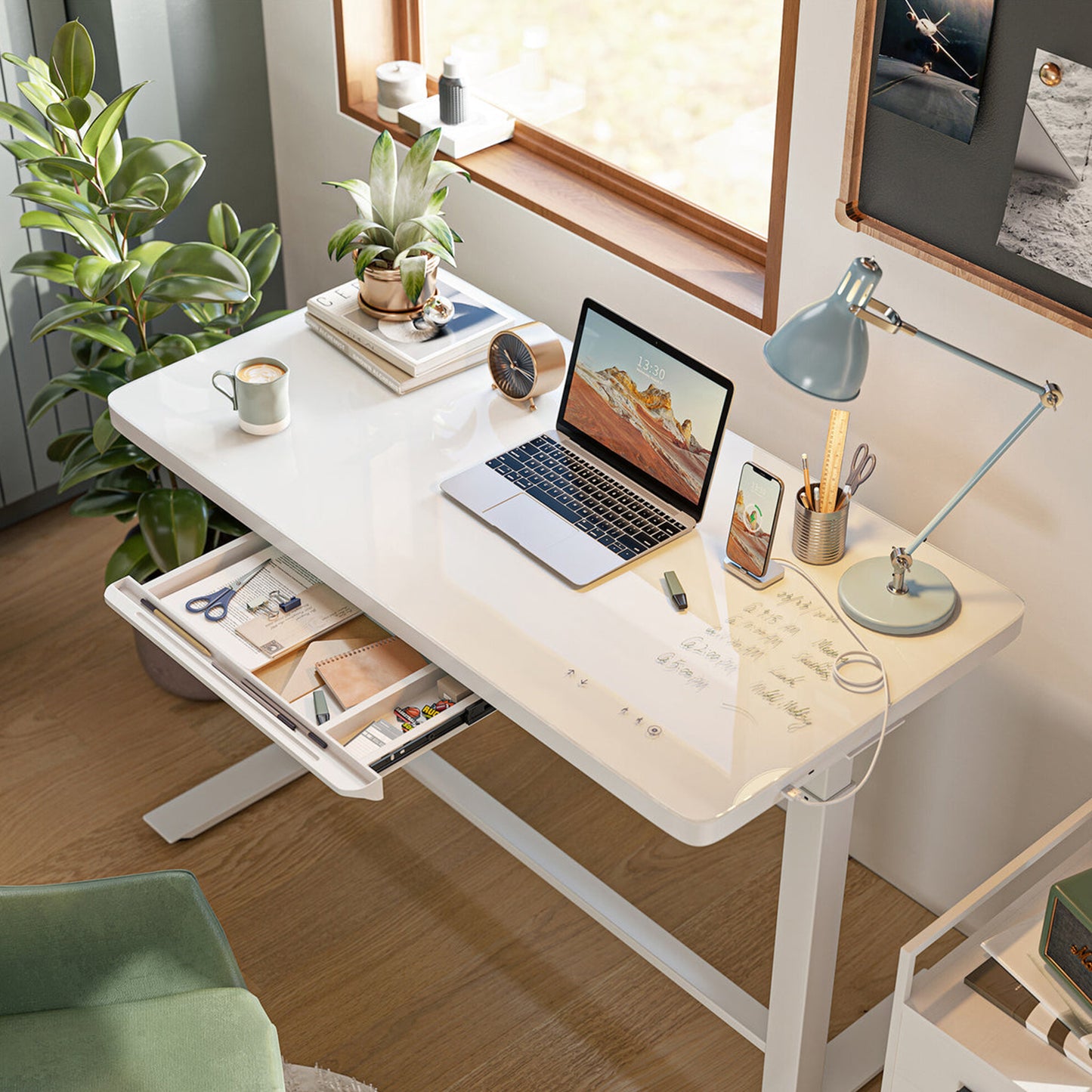 White Glass Top Desk with Concealed Wireless Charging功能